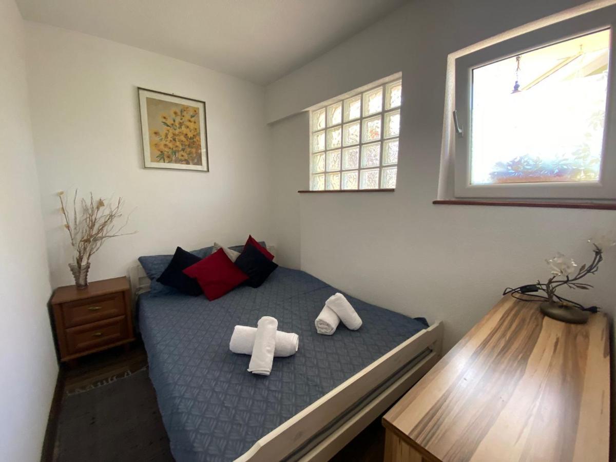 Studio Apartment Elsa Galižana Eksteriør billede