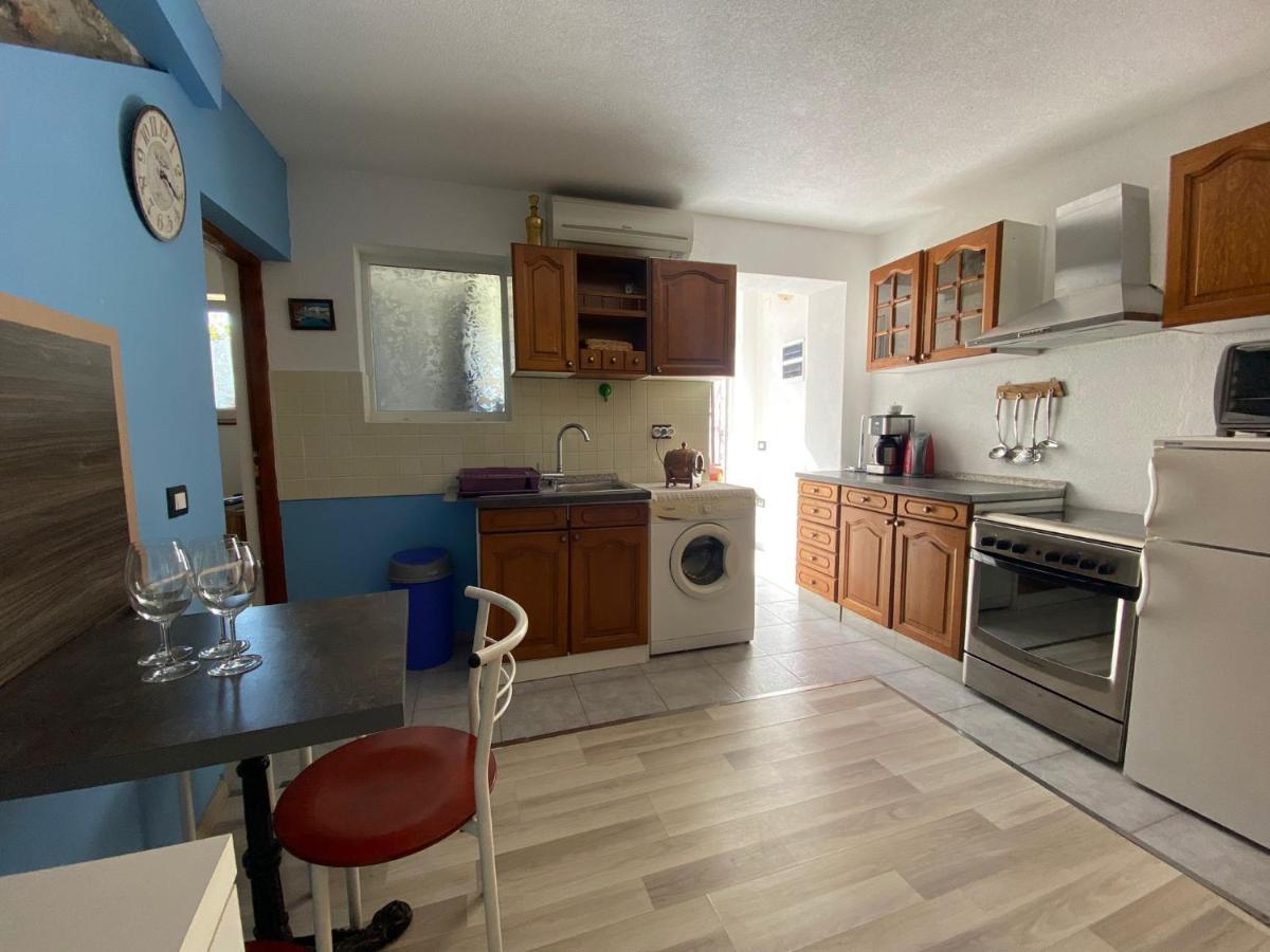 Studio Apartment Elsa Galižana Eksteriør billede